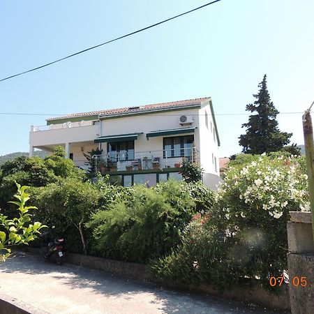 Apartments Suljic - Cash Only Property Старий Град Екстер'єр фото